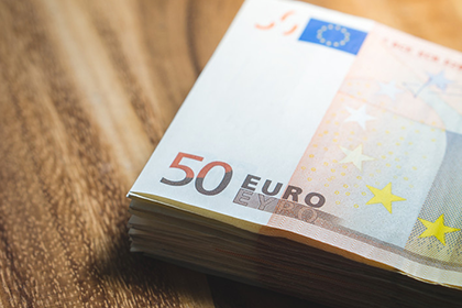 面临欠款被诉及冻结，如何应对？